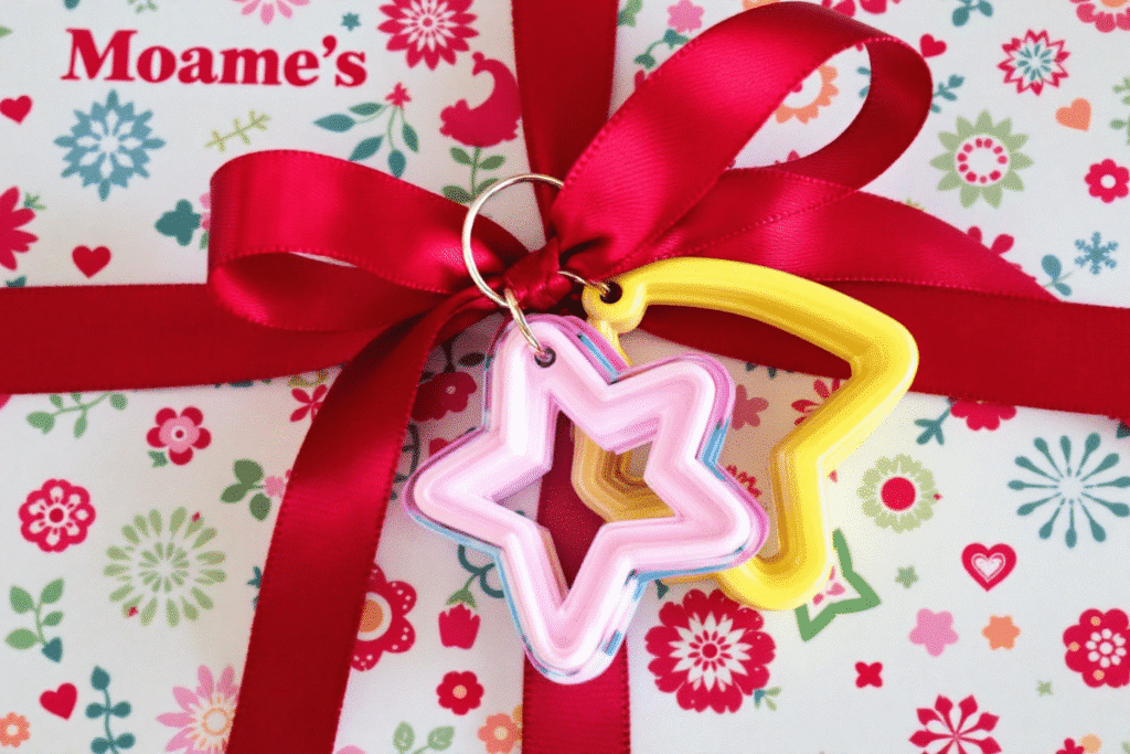 Image simply paper crafts Cookie cutter tied to a ribbon on a gift box