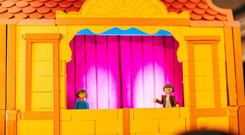 Paper Puppet Theater: A Fun Way to Bring Stories to Life