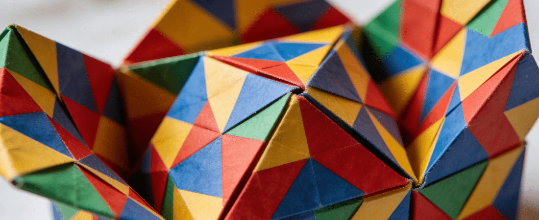 Origami spanish box A colorful origami Spanish box